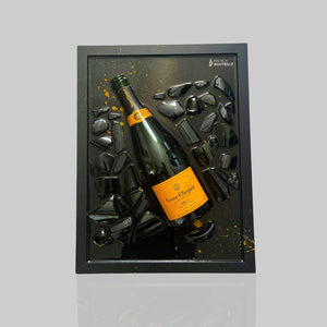 Tableau Bouteille Cassée Champagne Veuve Clicquot par French Bouteille